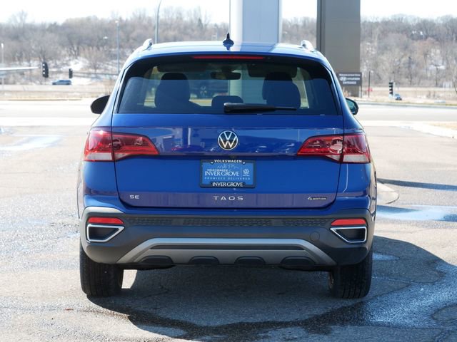 Certified 2023 Volkswagen Taos SE w/ Panoramic Sunroof Package image 6