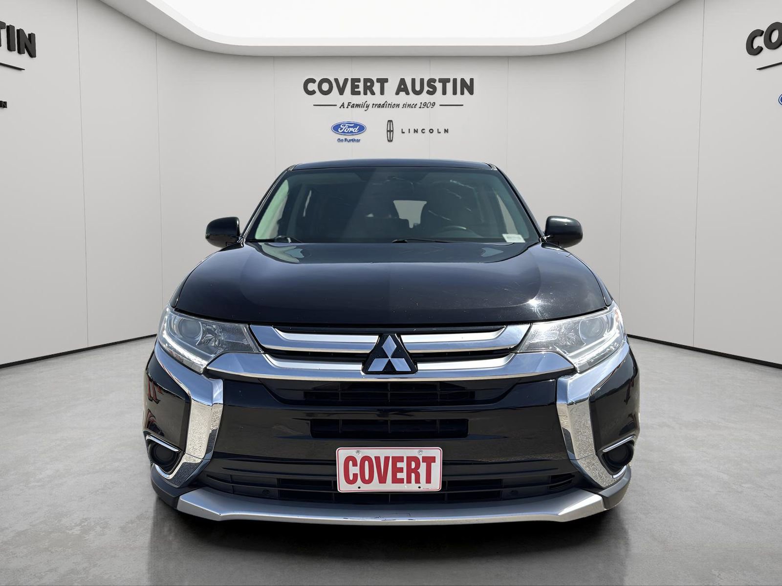 Used 2018 Mitsubishi Outlander ES image 3