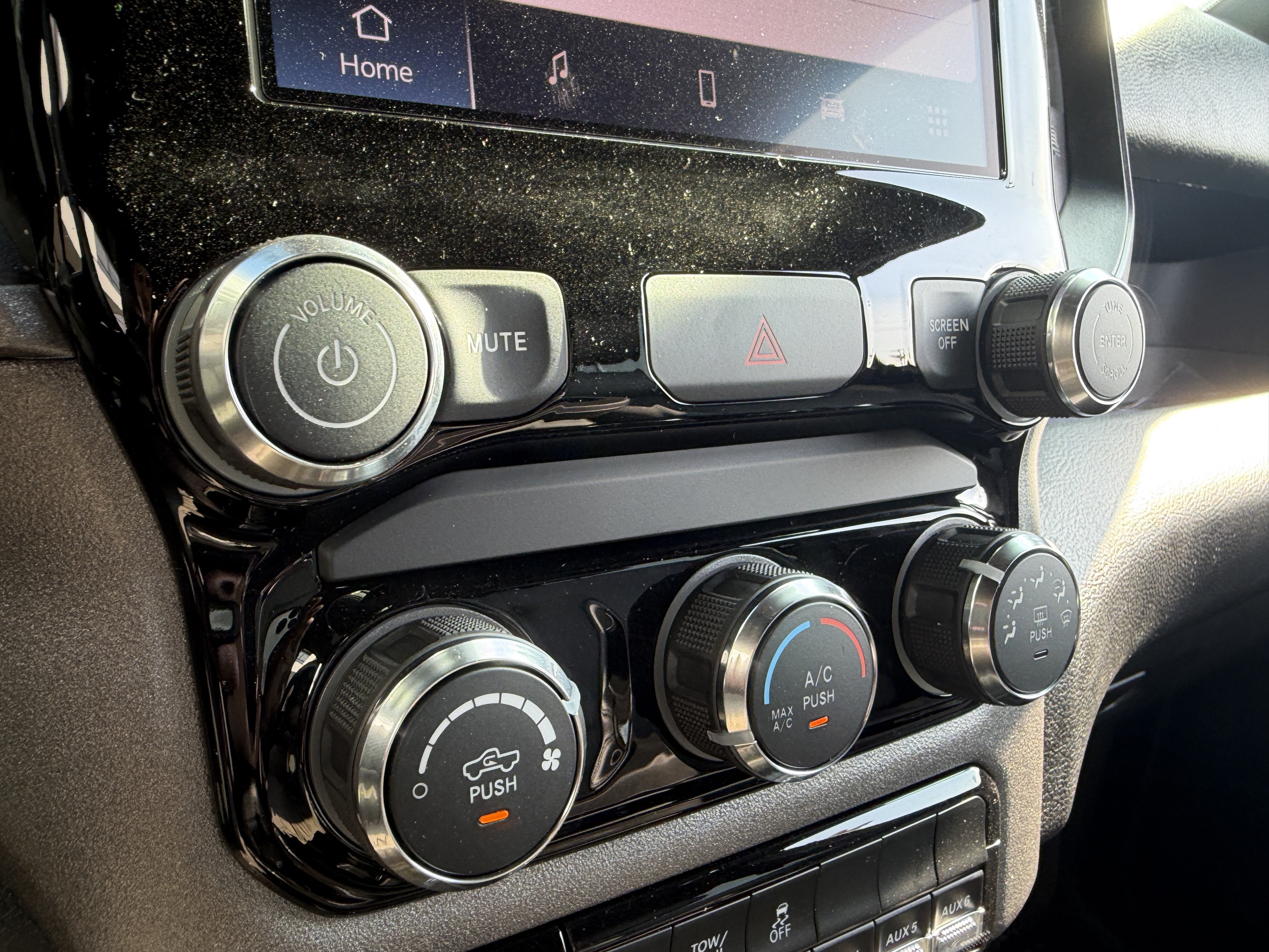 New 2026 RAM 3500 Tradesman AWD/4WD image 35