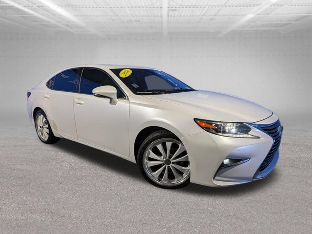 Used 2016 Lexus ES 350 w/ Premium Package w/Wood Trim FWD image 3