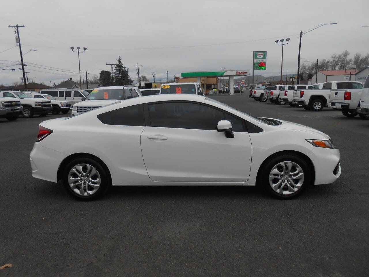 Used 2015 Honda Civic LX image 2