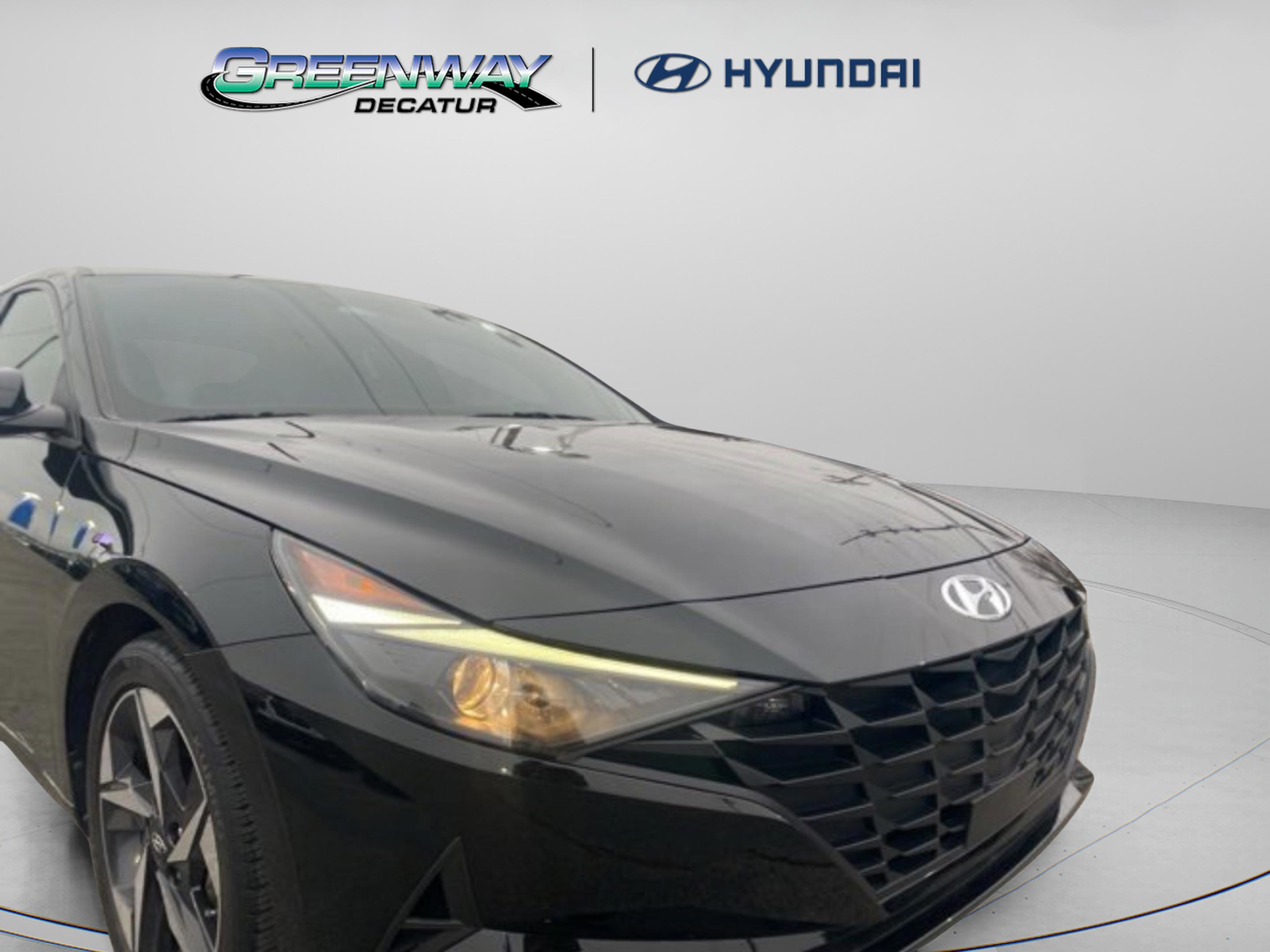 Used 2023 Hyundai Elantra SEL w/ Convenience Package image 3