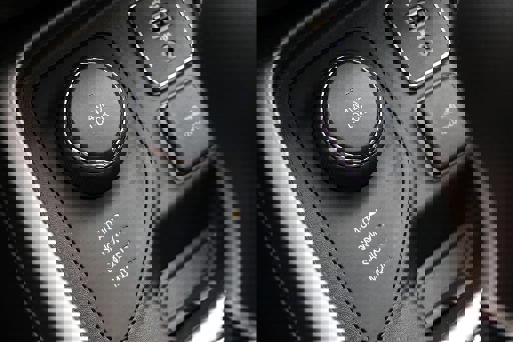 Used 2017 Jeep Compass Sport image 23