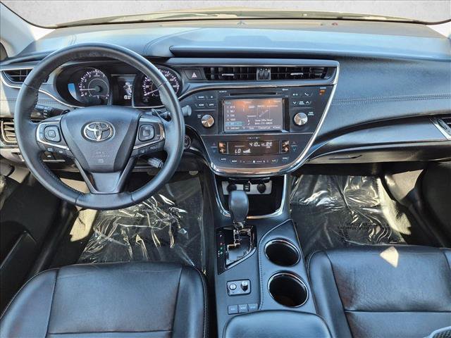 Used 2018 Toyota Avalon XLE FWD image 16