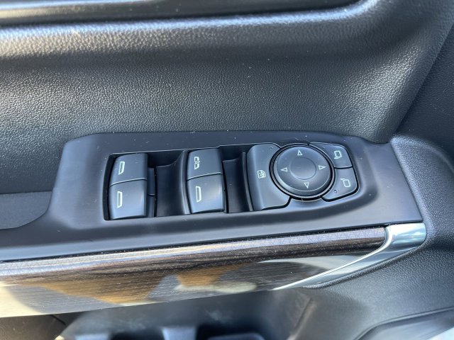 Used 2020 Chevrolet Silverado 1500 RST AWD/4WD image 23