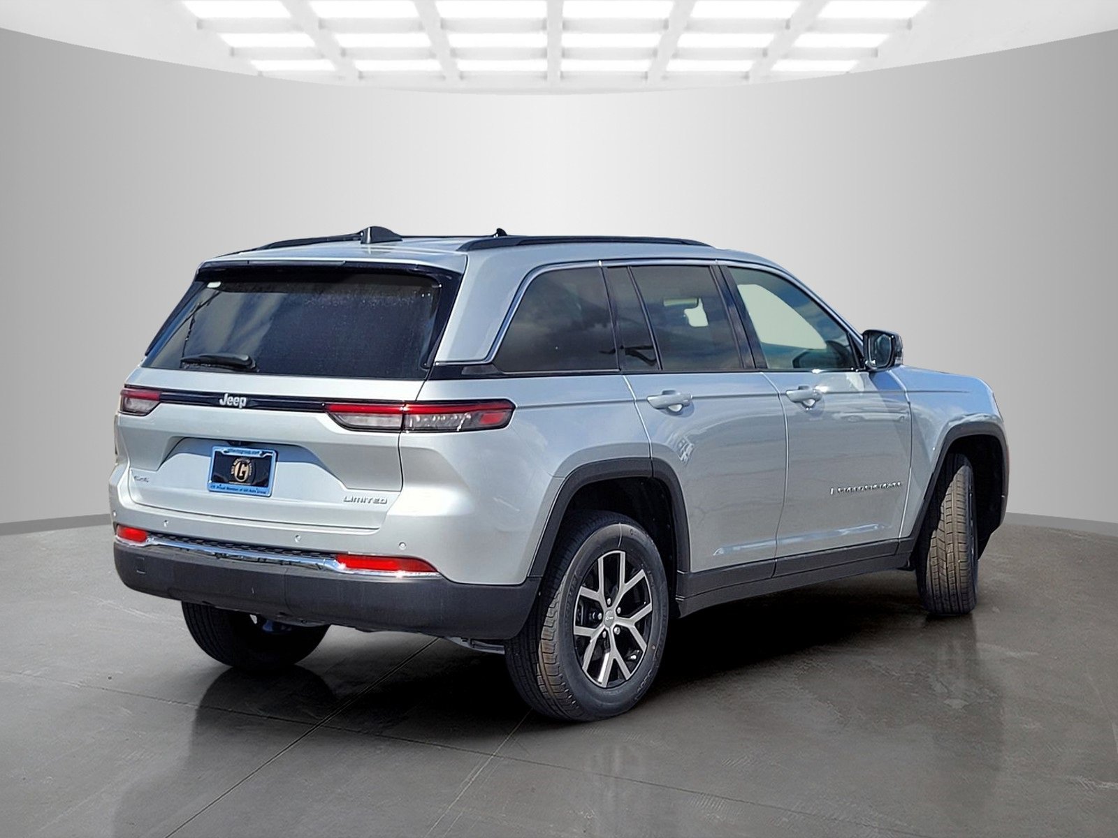 New 2025 Jeep Grand Cherokee Limited image 4