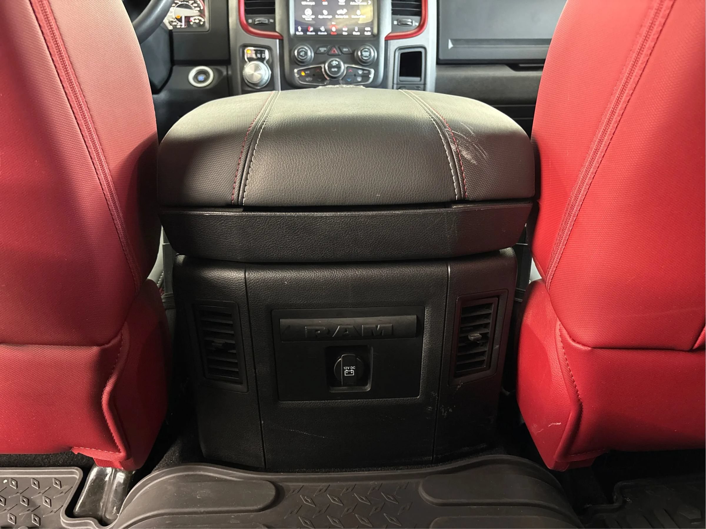 Used 2018 RAM 1500 Rebel w/ Luxury Group AWD/4WD image 27