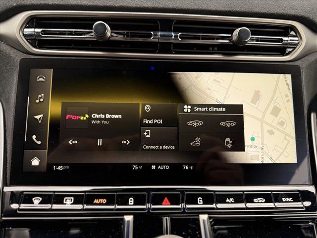 Used 2025 Aston Martin V8 Vantage Coupe image 20