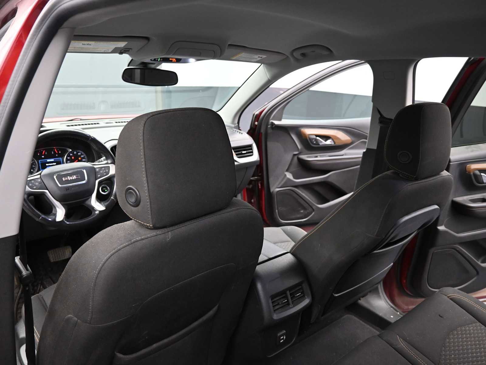 Used 2020 GMC Terrain SLE image 17