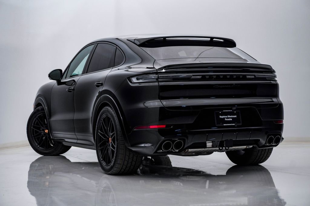 New 2026 Porsche Cayenne GTS AWD/4WD image 3