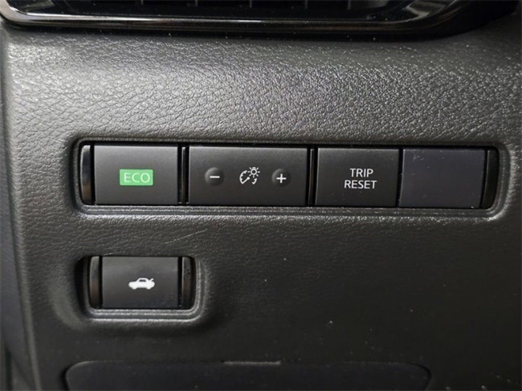 Used 2024 Nissan Sentra SV image 23