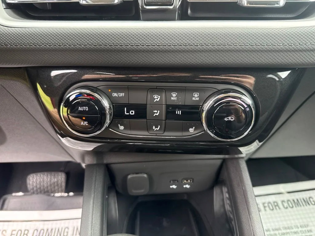 New 2026 Chevrolet TrailBlazer LT w/ Convenience Package FWD image 23