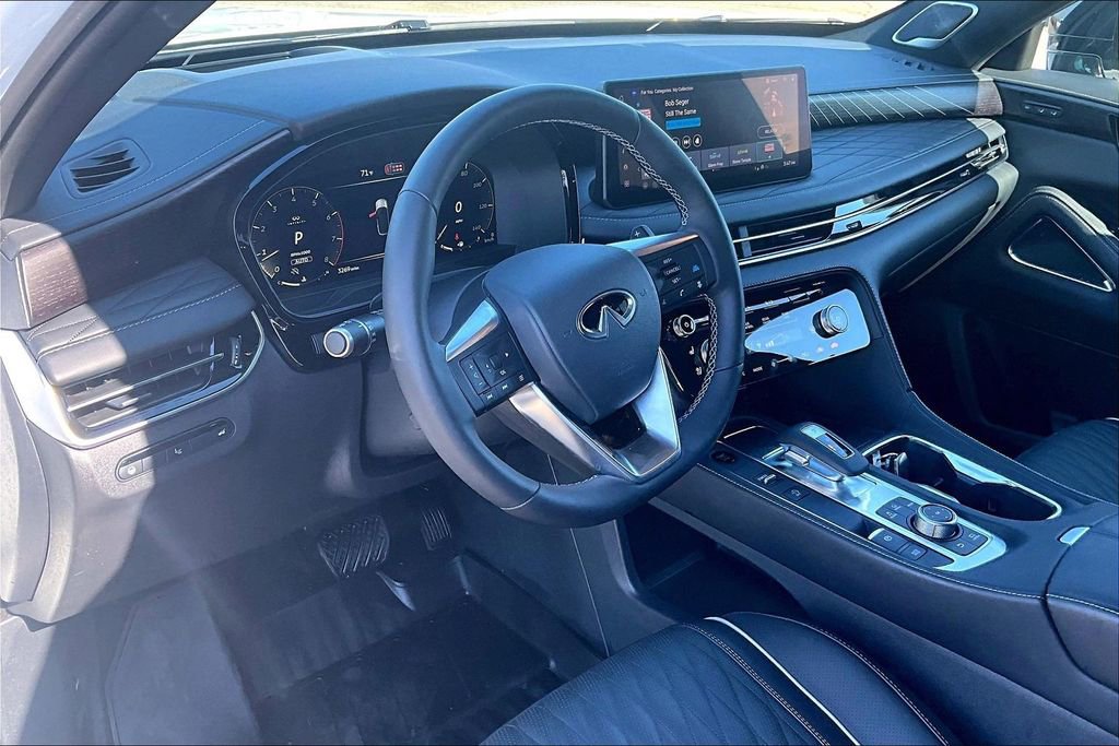 Used 2026 INFINITI QX60 Autograph w/ Dark Cargo Package image 17