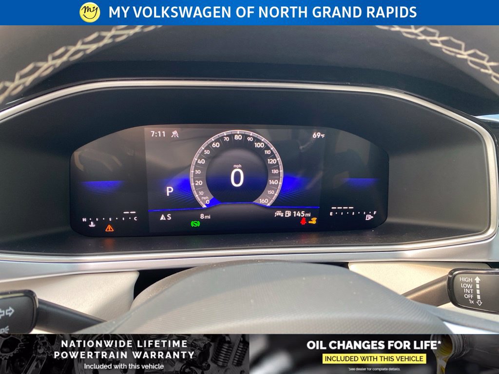 New 2026 Volkswagen Taos SE AWD/4WD image 8