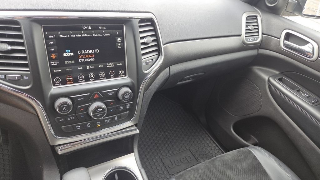 Used 2018 Jeep Grand Cherokee Altitude AWD/4WD image 20