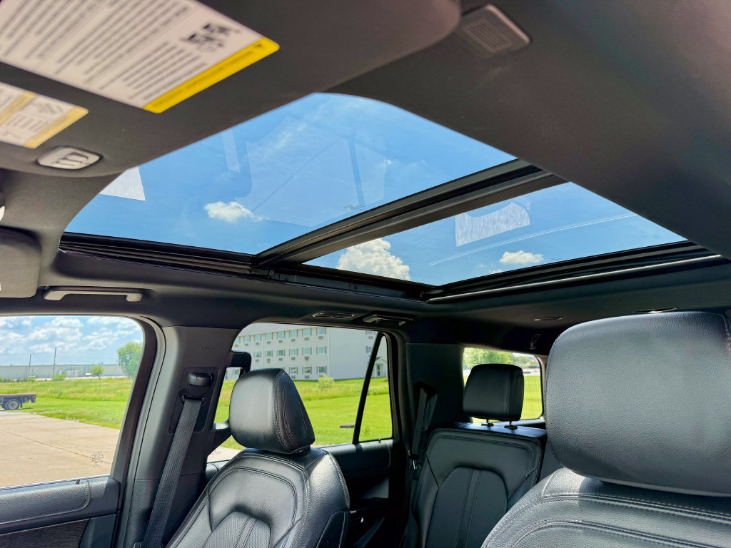 Used 2021 Ford Expedition Limited AWD/4WD image 37