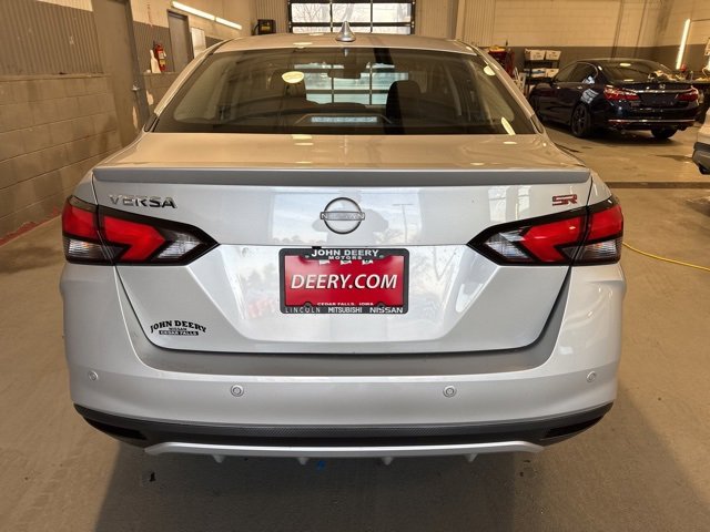 New 2025 Nissan Versa SR w/ Trunk Package image 4