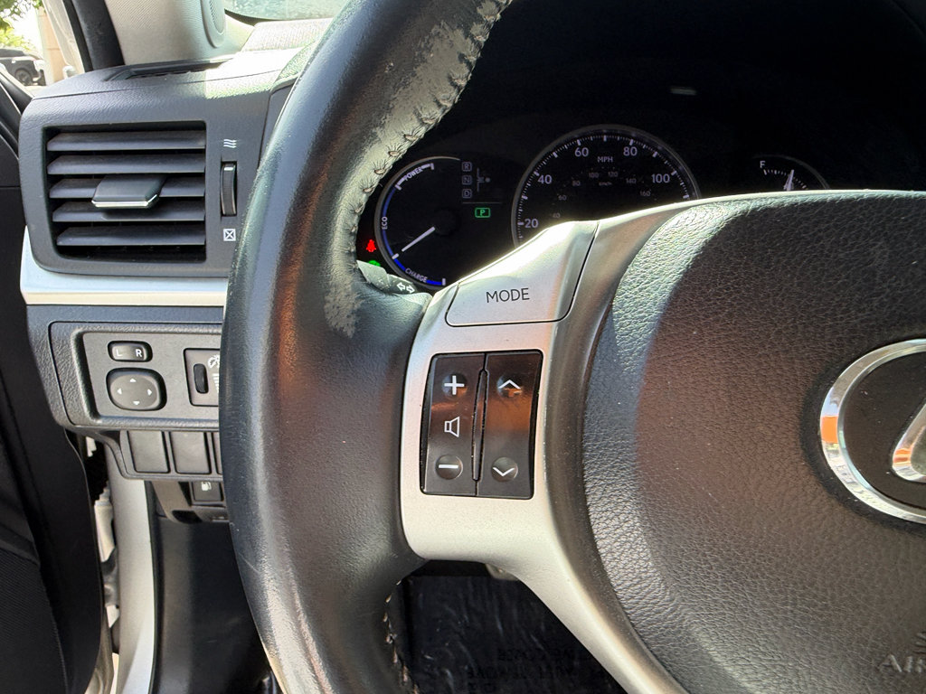 Used 2012 Lexus CT 200h Premium w/ Premium Audio Pkg FWD image 11