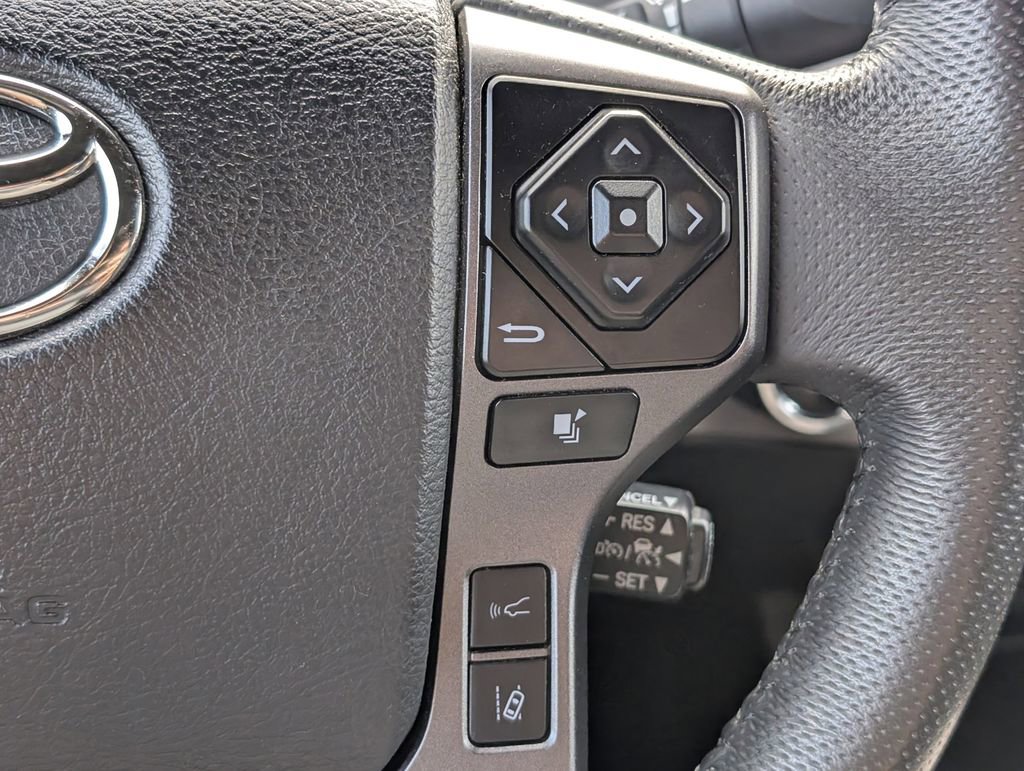 Used 2023 Toyota Tacoma TRD Sport w/ Technology Package image 29