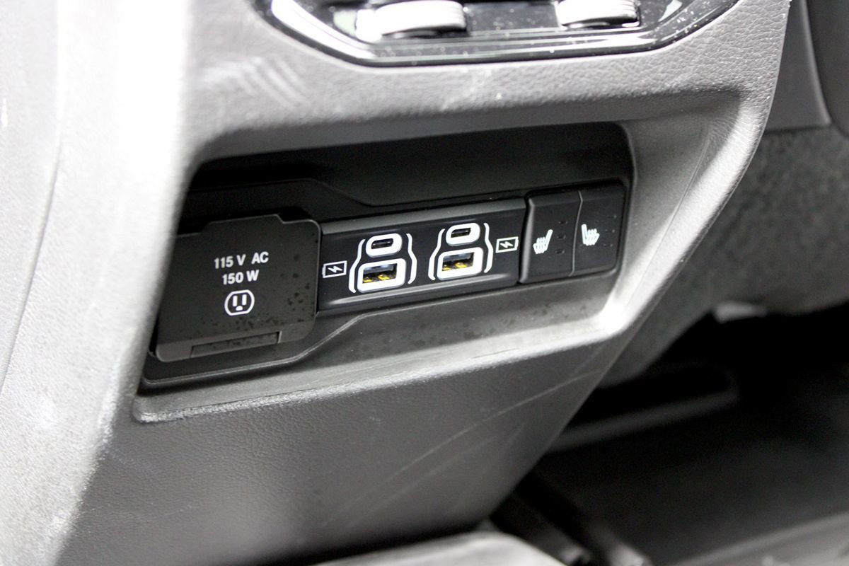 Used 2022 Jeep Grand Cherokee Trailhawk AWD/4WD image 30
