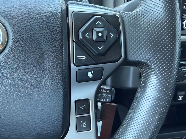 Used 2021 Toyota Tacoma SR5 AWD/4WD image 20