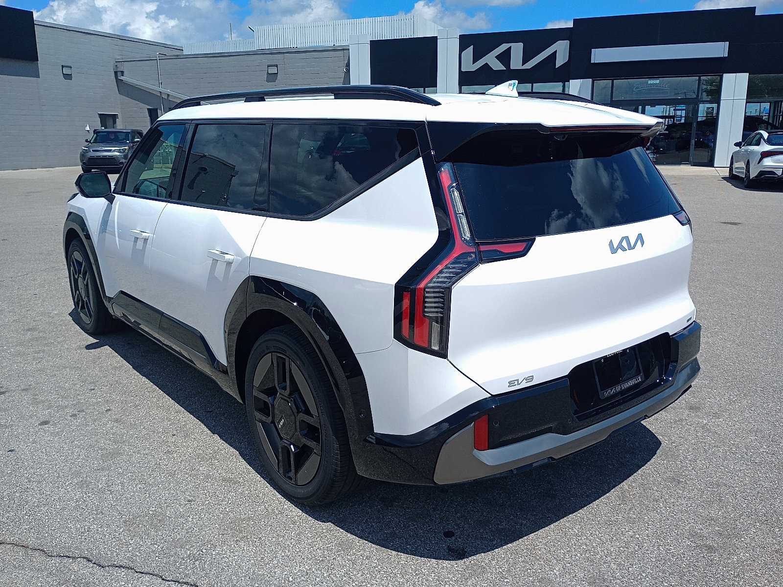 New 2026 Kia EV9 GT-Line image 5