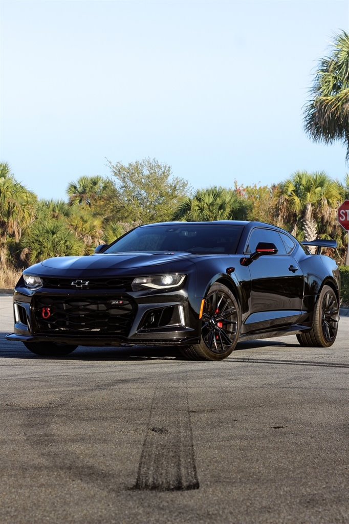 Used 2022 Chevrolet Camaro SS w/ Redline Edition image 8
