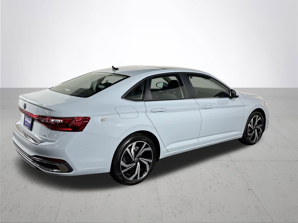 New 2025 Volkswagen Jetta SEL image 6