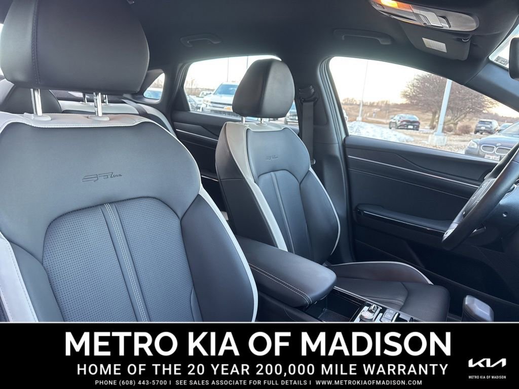 Used 2025 Kia K5 GT-Line image 38