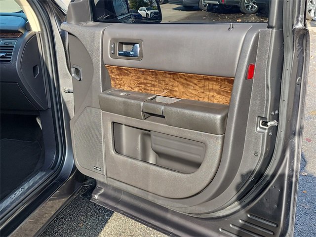 Used 2019 Ford Flex Limited image 18