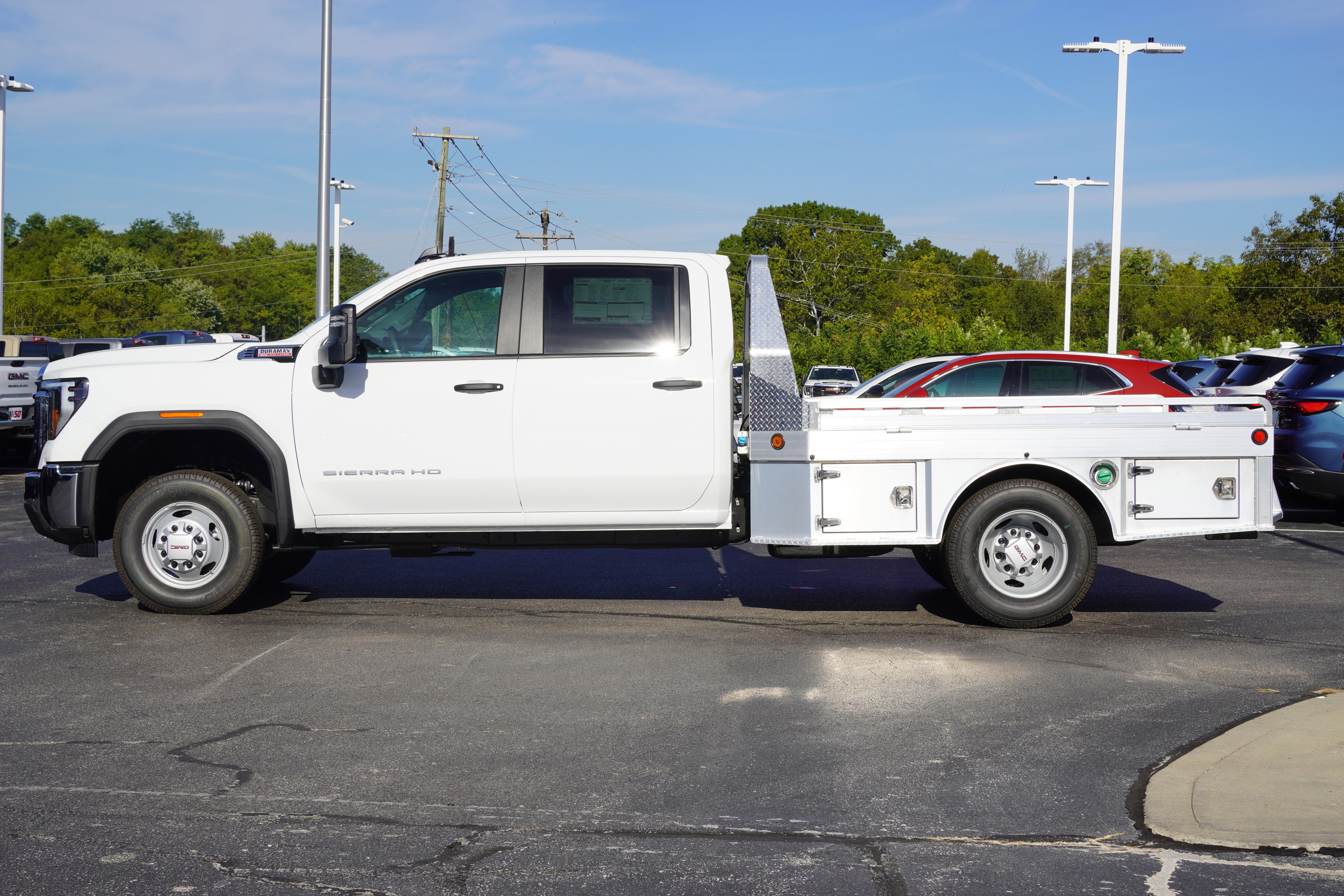 New 2025 GMC Sierra 3500 Pro w/ Convenience Package AWD/4WD image 4