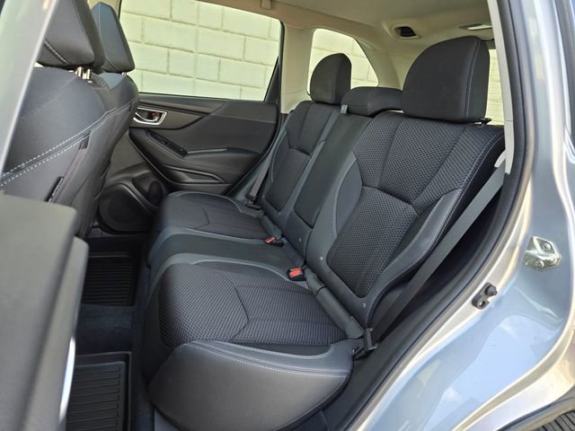 Used 2022 Subaru Forester Premium image 46