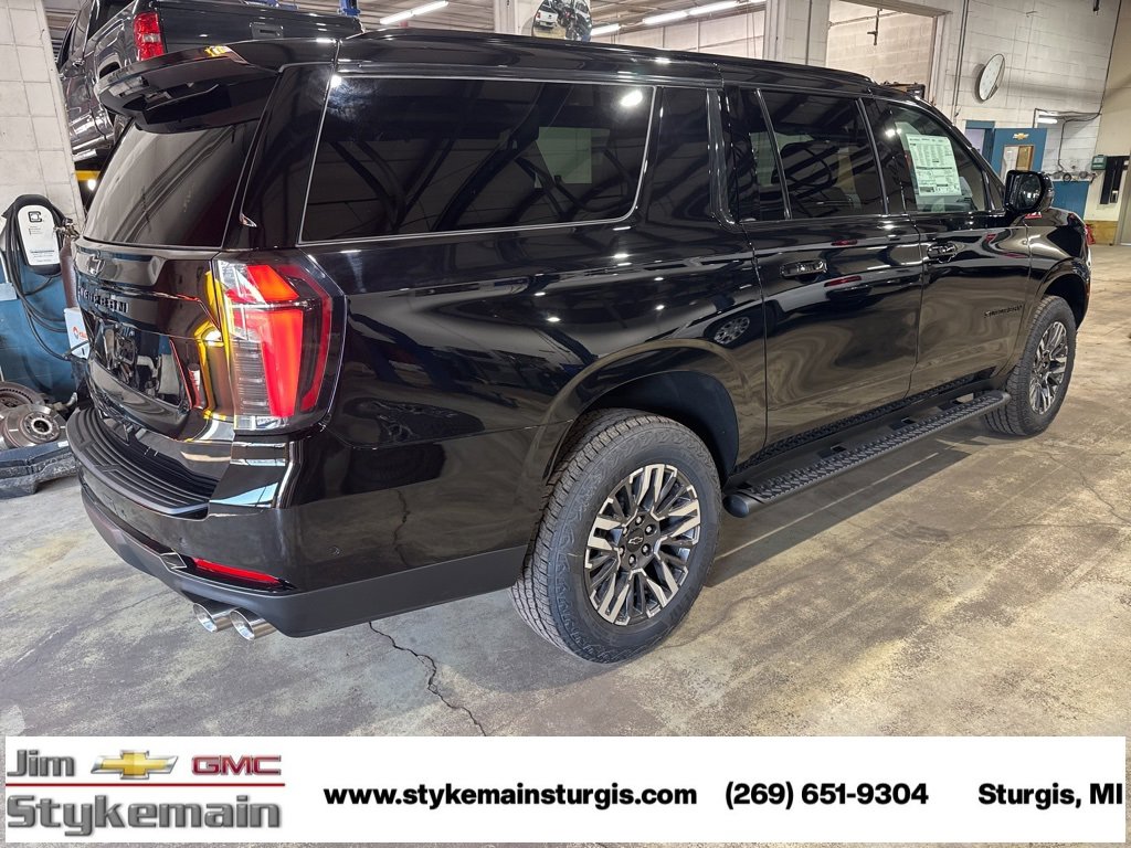New 2026 Chevrolet Suburban Z71 w/ Comfort Package image 8