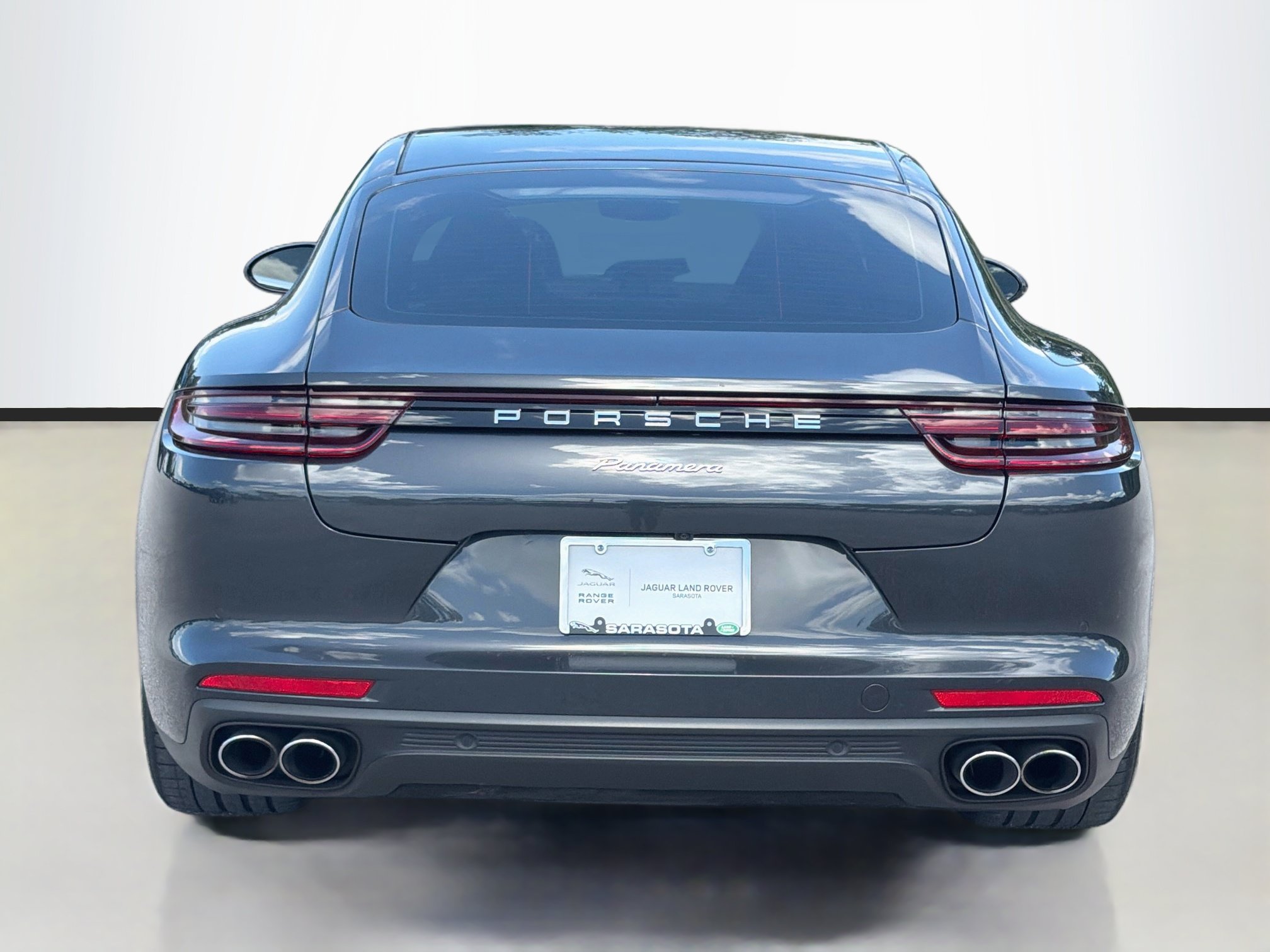 Used 2020 Porsche Panamera 4 AWD/4WD image 4