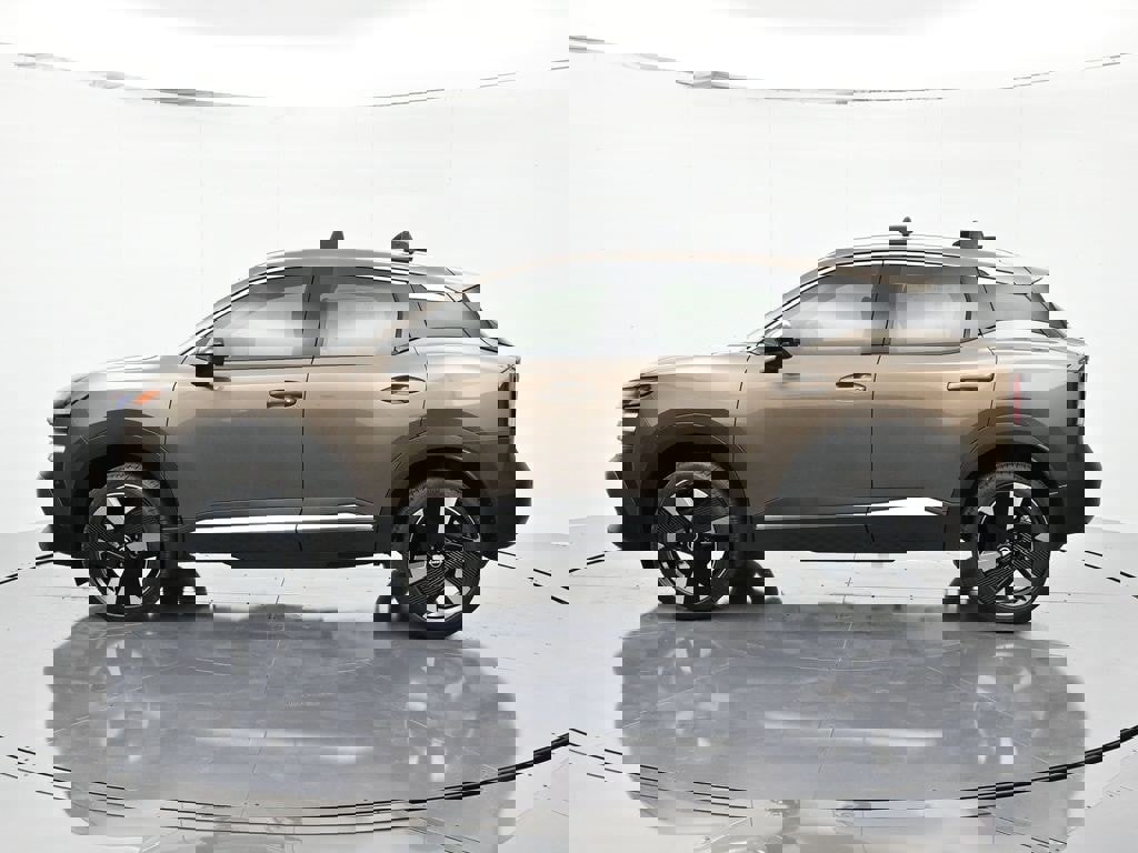 New 2026 Nissan Kicks SR image 8