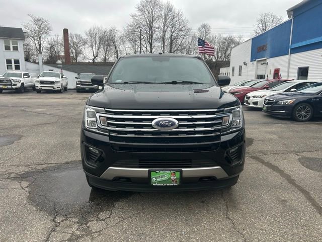 Used 2018 Ford Expedition XLT image 3
