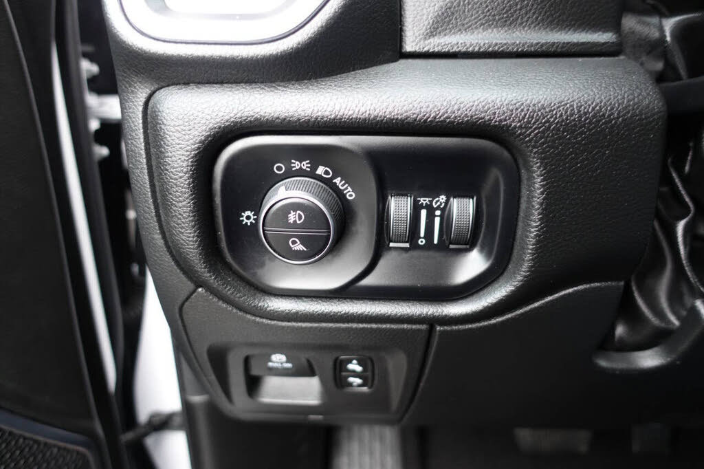 Used 2025 RAM 1500 Laramie w/ Sport Appearance Package AWD/4WD image 54