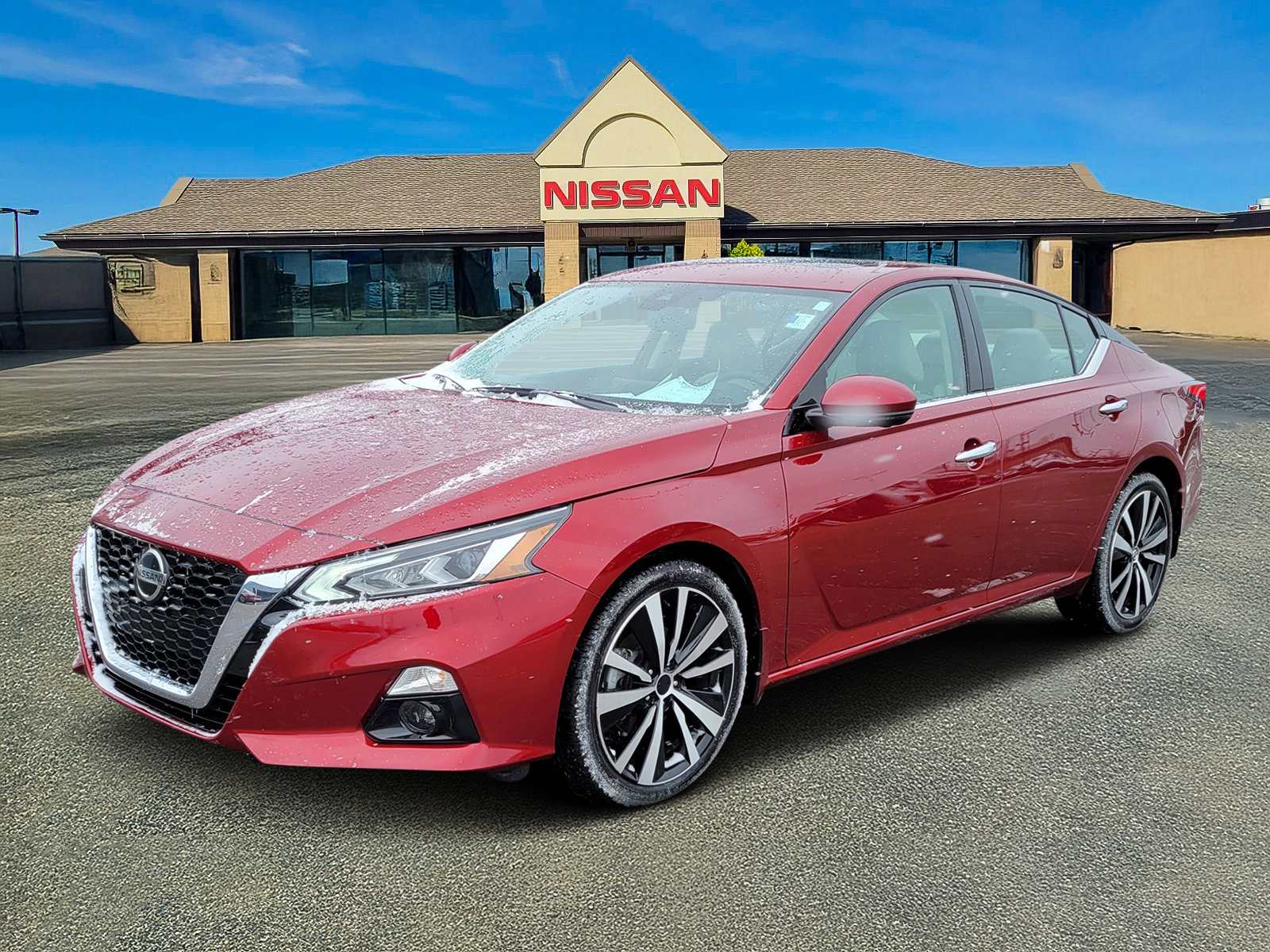 Used 2020 Nissan Altima 2.5 Platinum image 2