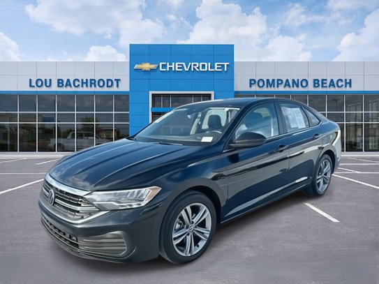 Used 2024 Volkswagen Jetta SE image 4