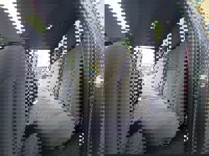 Used 2017 Toyota Tacoma TRD Off-Road w/ Premium & Technology Package image 15