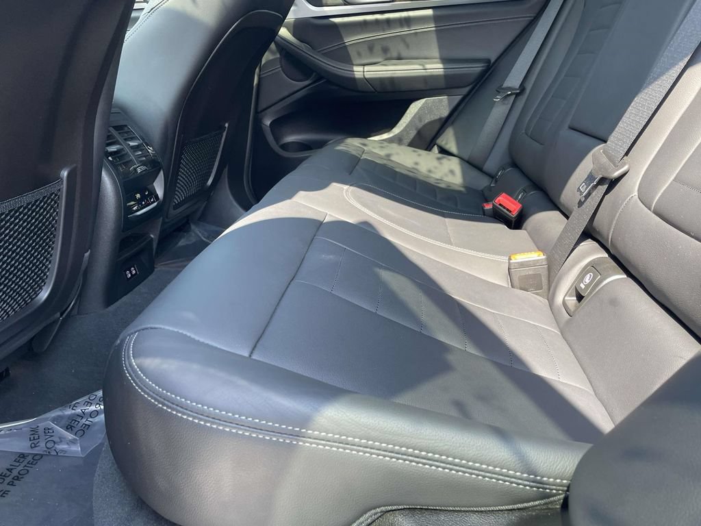 Used 2023 BMW X4 xDrive30i w/ Premium Package AWD/4WD image 12