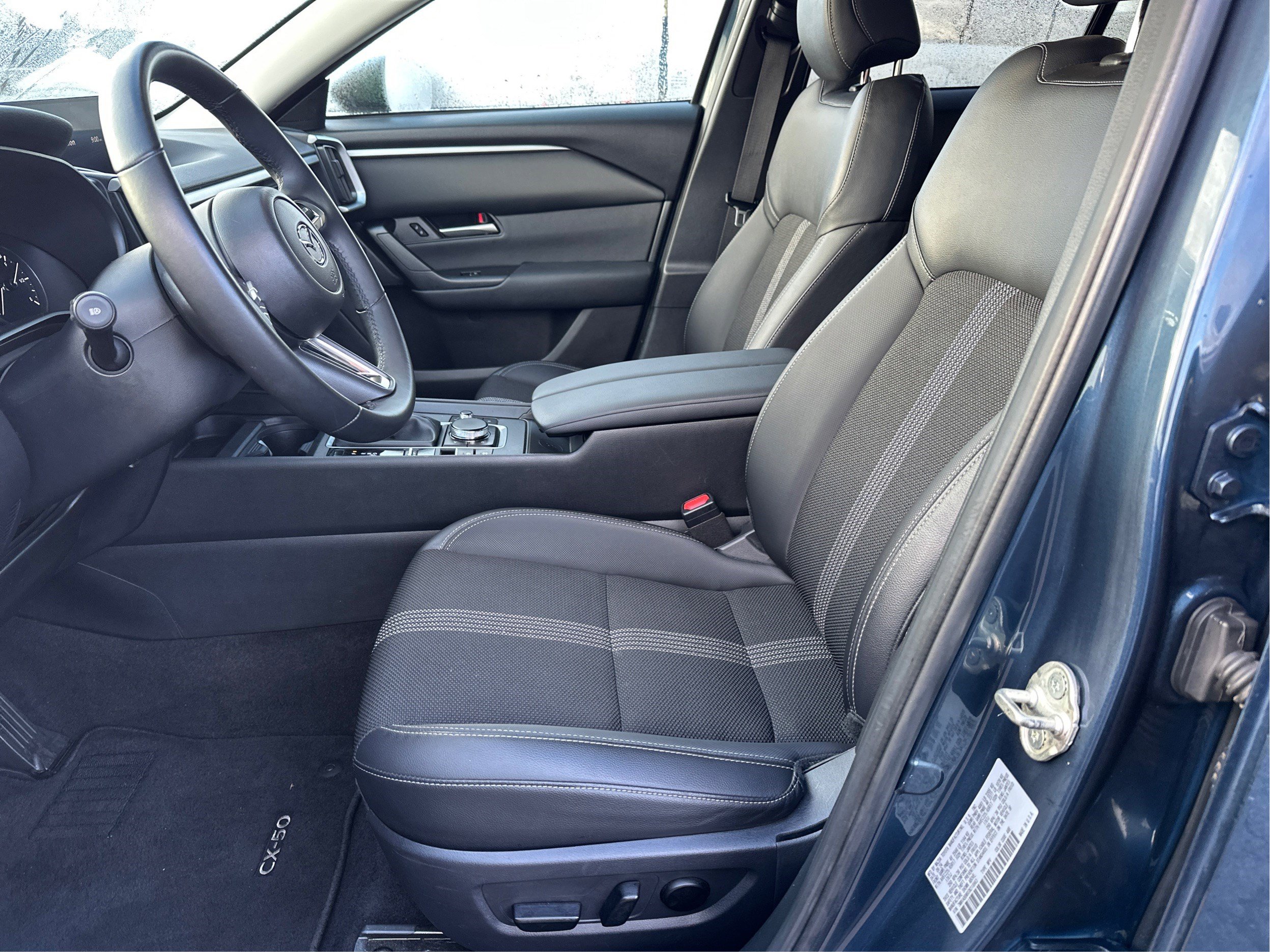 Used 2025 MAZDA CX-50 AWD 2.5 S w/ Preferred Package image 9