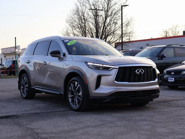 Used 2025 INFINITI QX60 Luxe image 1