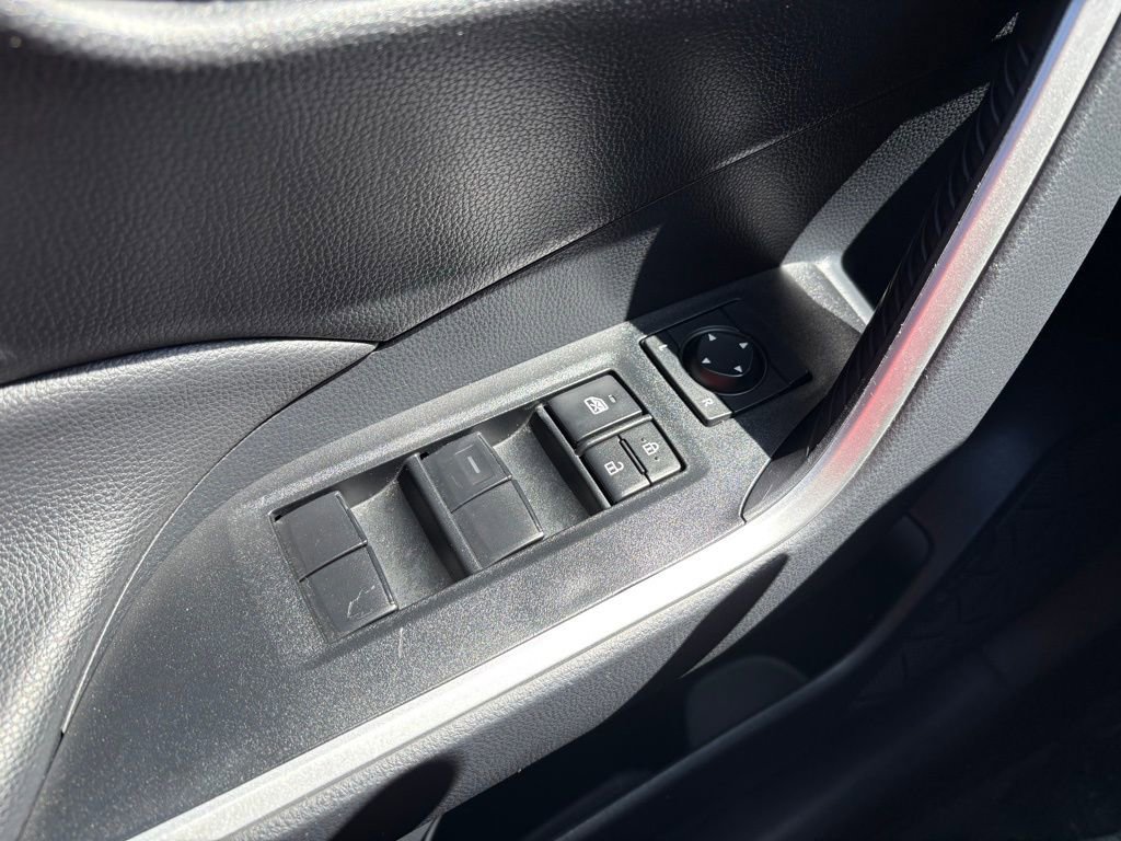 Certified 2025 Toyota RAV4 LE AWD/4WD image 22