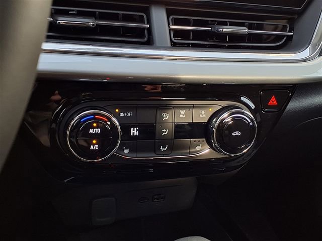New 2026 Chevrolet Trax LT w/ LT Convenience Package FWD image 10