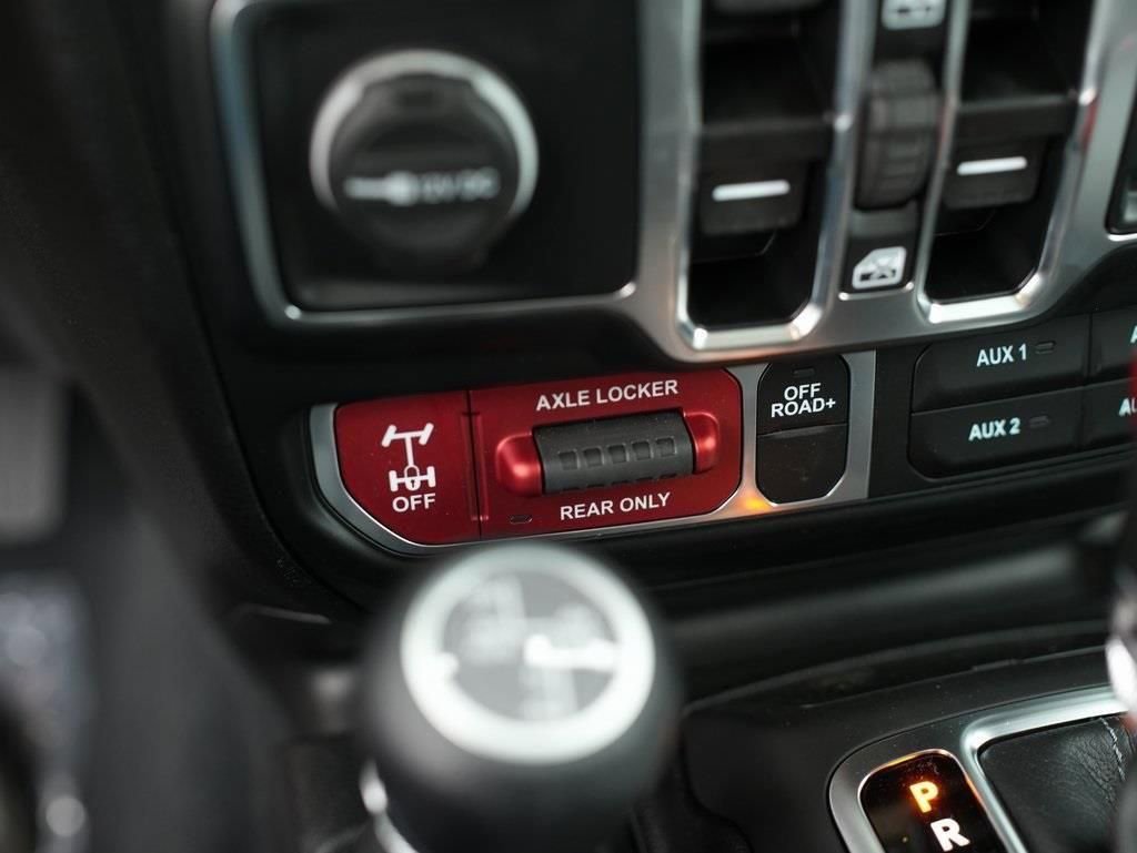 Used 2024 Jeep Wrangler Unlimited image 17