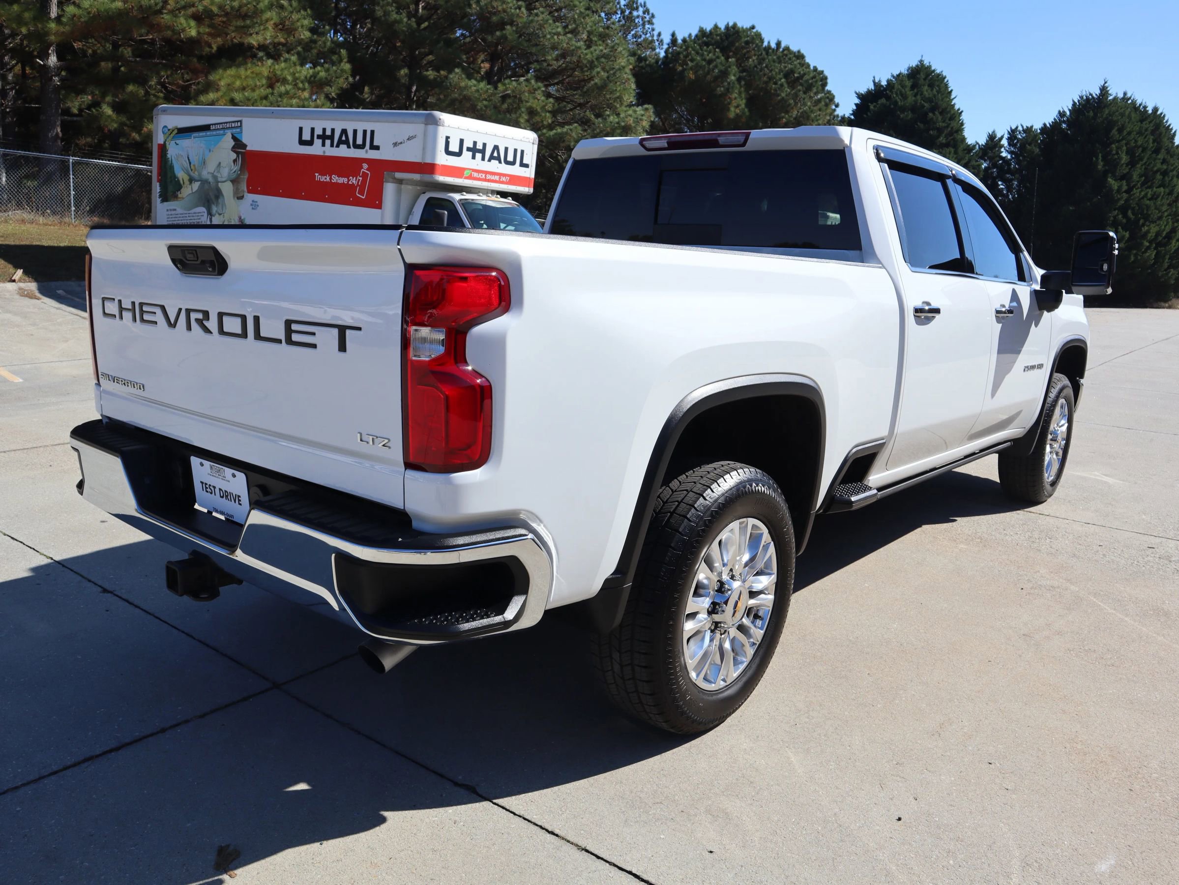 Used 2021 Chevrolet Silverado 2500 LTZ w/ LTZ Convenience Package image 5