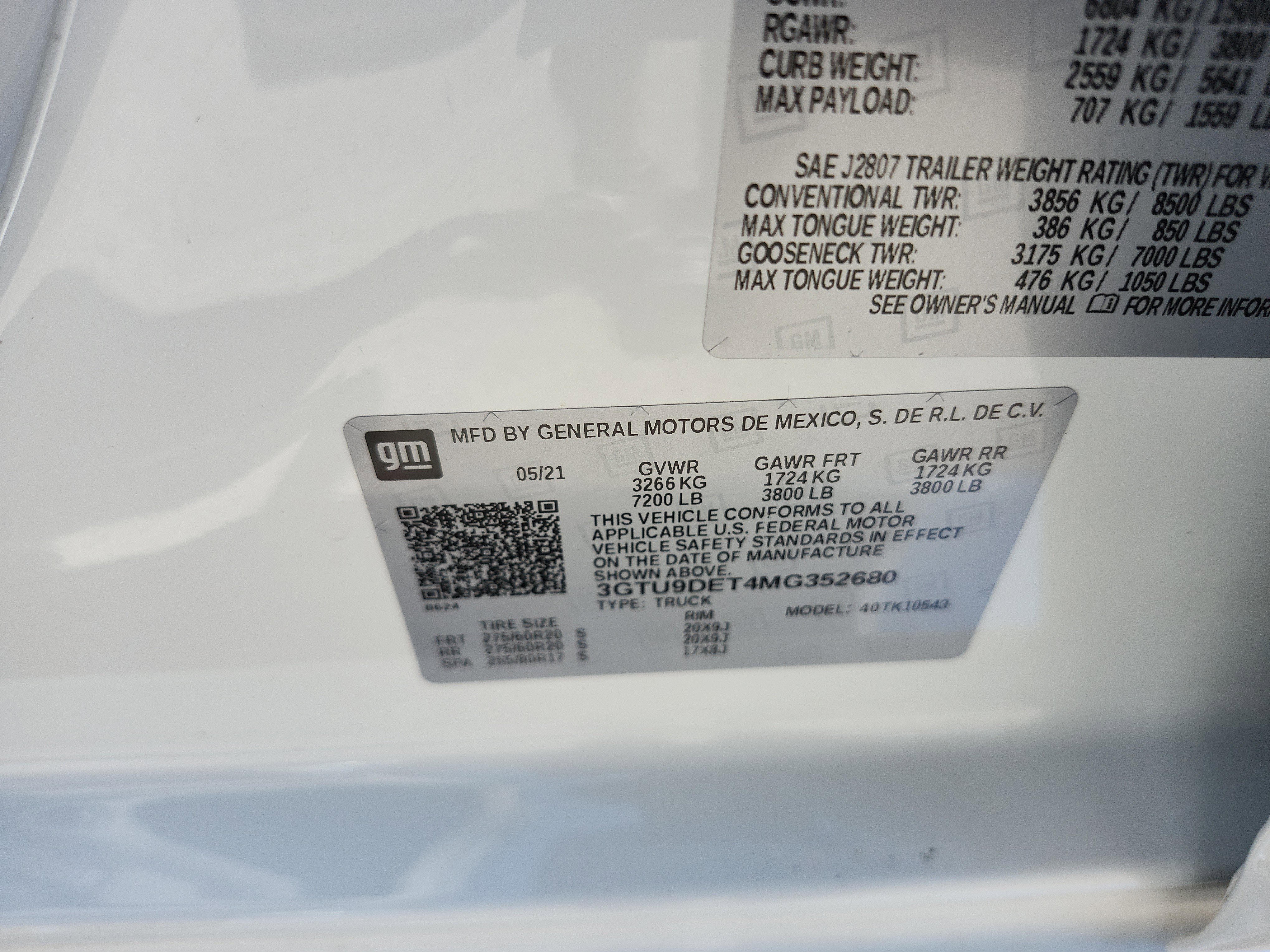 Used 2021 GMC Sierra 1500 SLT w/ SLT Premium Package AWD/4WD image 22