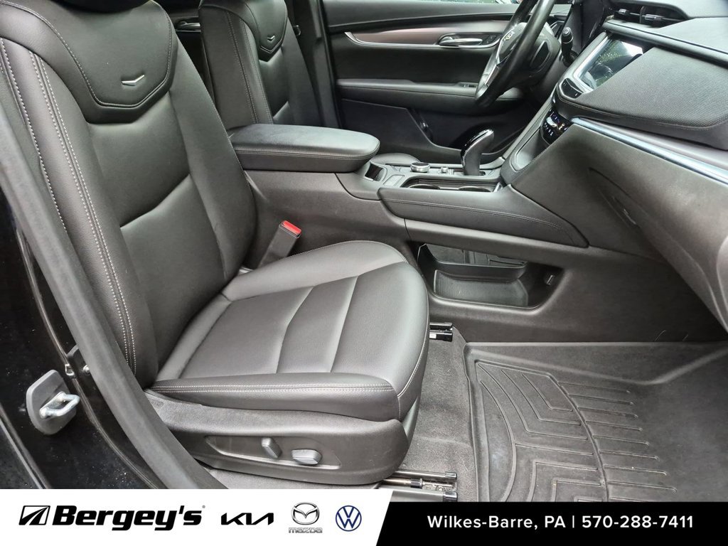 Used 2022 Cadillac XT5 Luxury AWD/4WD image 34