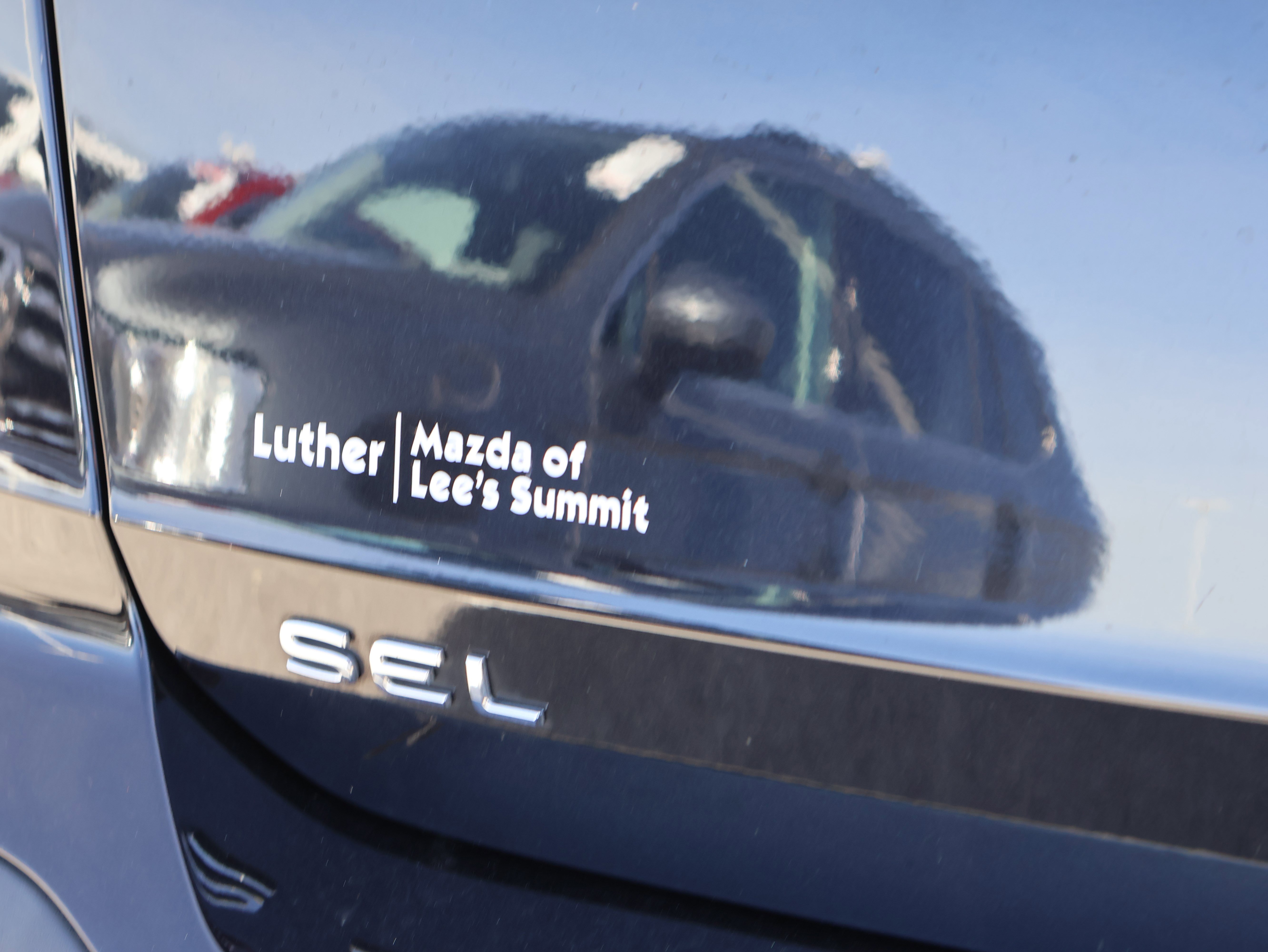 Used 2023 Volkswagen Taos SEL image 20